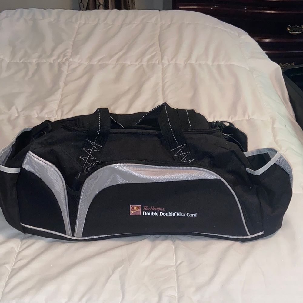 Black and Gray Men's Duffel Bag